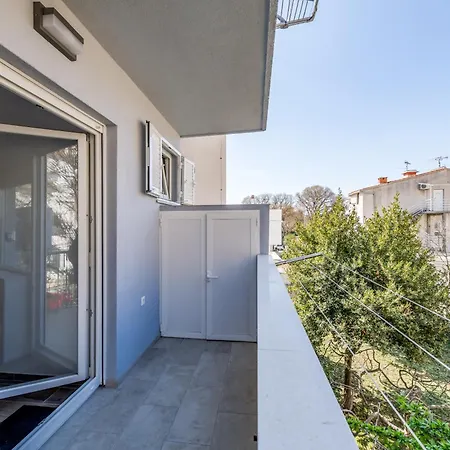 Bells&whistles Apartment *